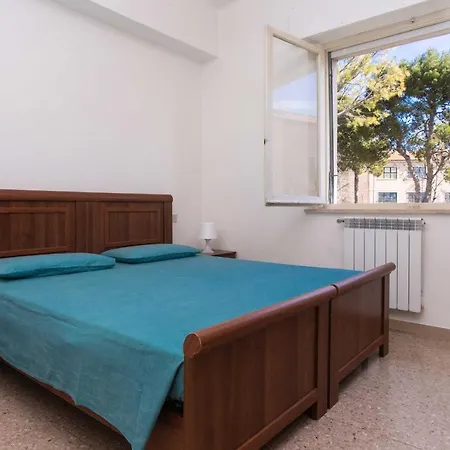 N251 - Numana, Ampio Trilocale Con Parcheggio Apartmán